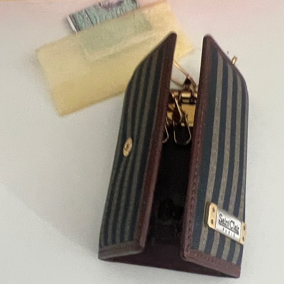 Black and Brown Accessory Set - Picture 5 of 5